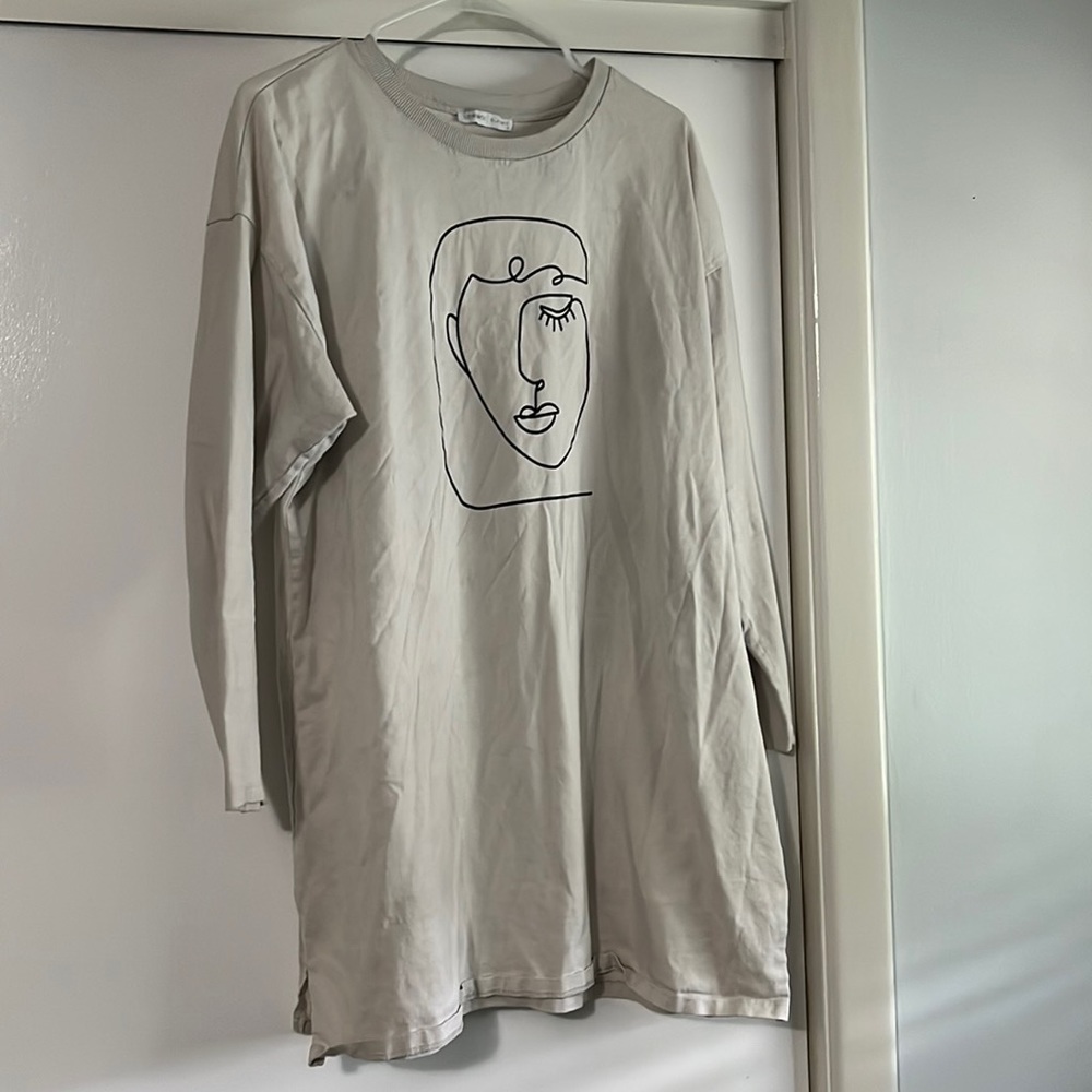 🍇long sleeve modern line drawing extra long shirt 3/4 sleeve size xl